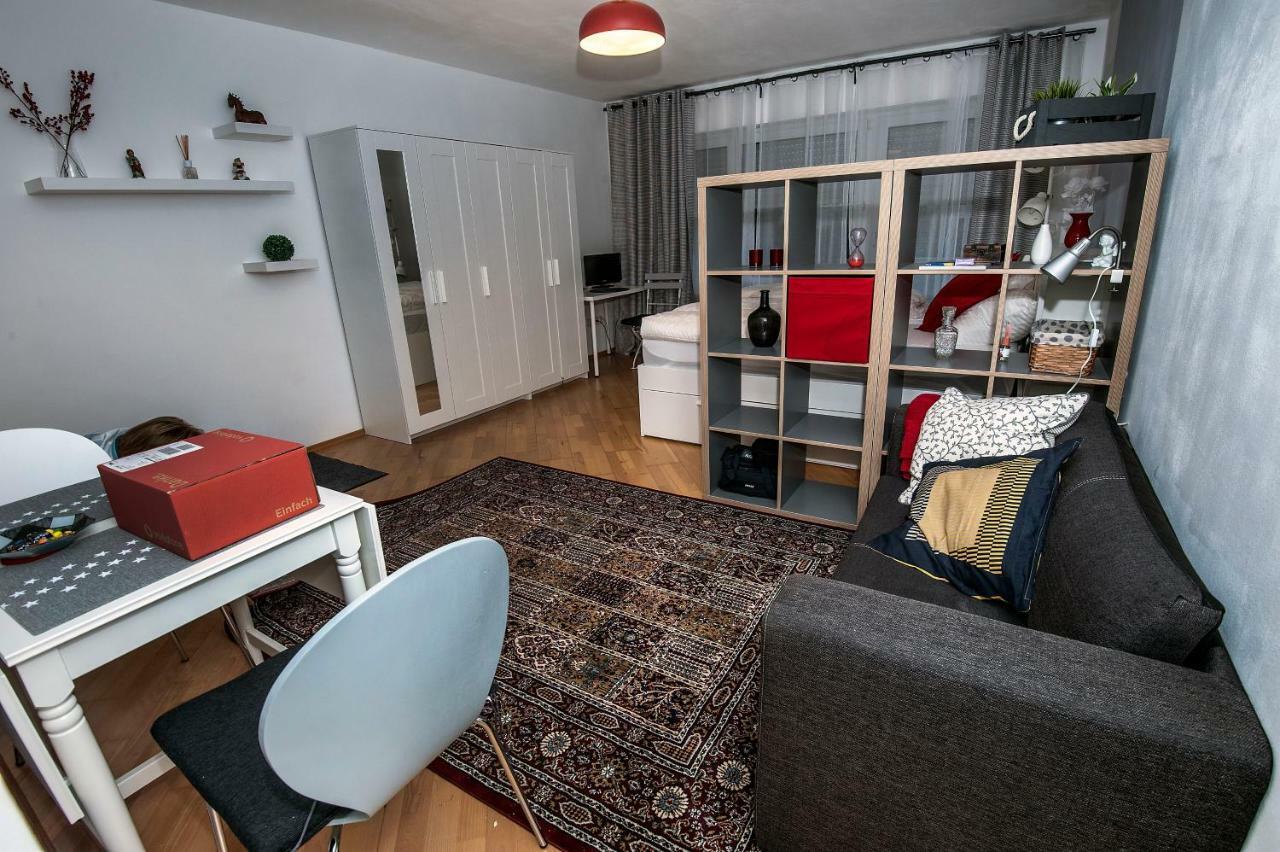 Lovely Studio In Augsburgo Exterior foto